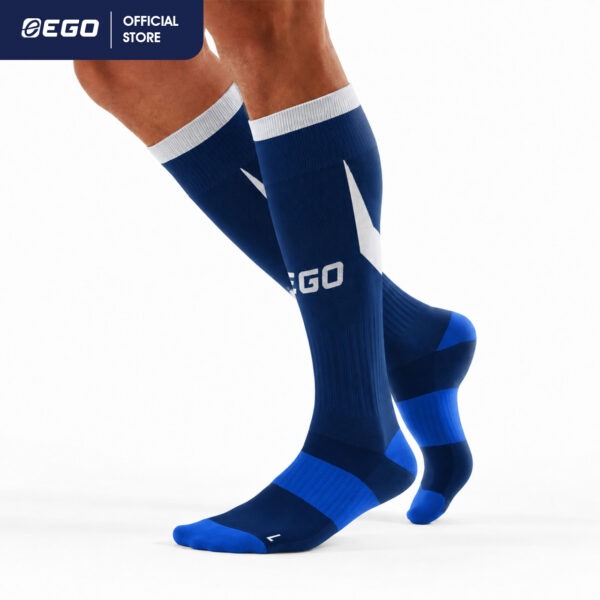 EG104 ถุงเท้าฟุตบอลผู้ใหญ่ SOCCER SOCKS EXTRA LONG