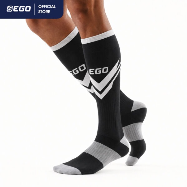 EG105 ถุงเท้าฟุตบอลยาวพิเศษ SOCCER SOCKS EXTAR LONG EGO SPORT